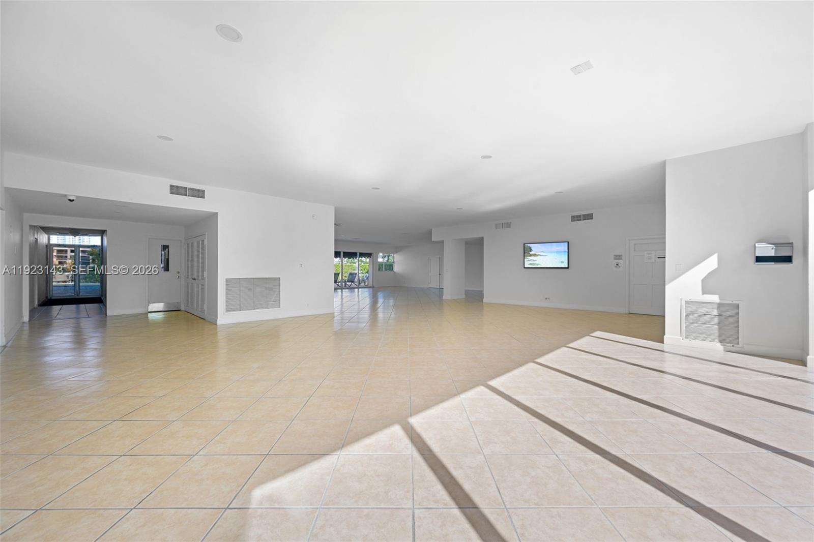 LAKE POINT TOWER CONDOMIN - Residential