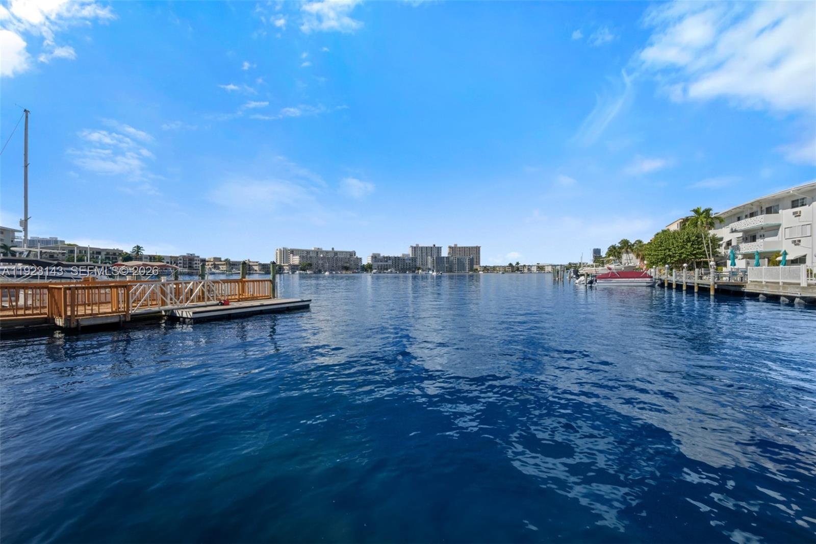 LAKE POINT TOWER CONDOMIN - Residential