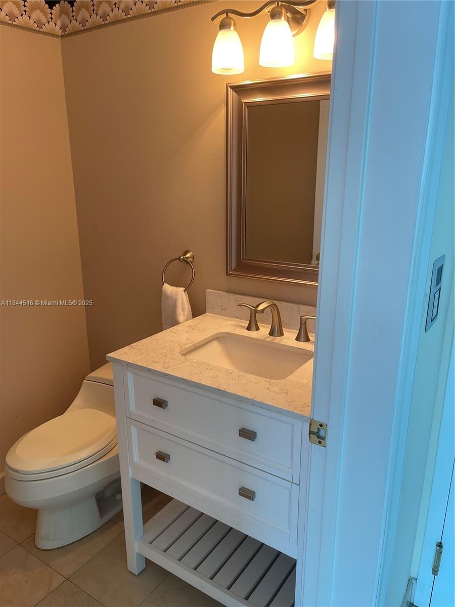 CAPOBELLA CONDOMINIUM - Residential Lease