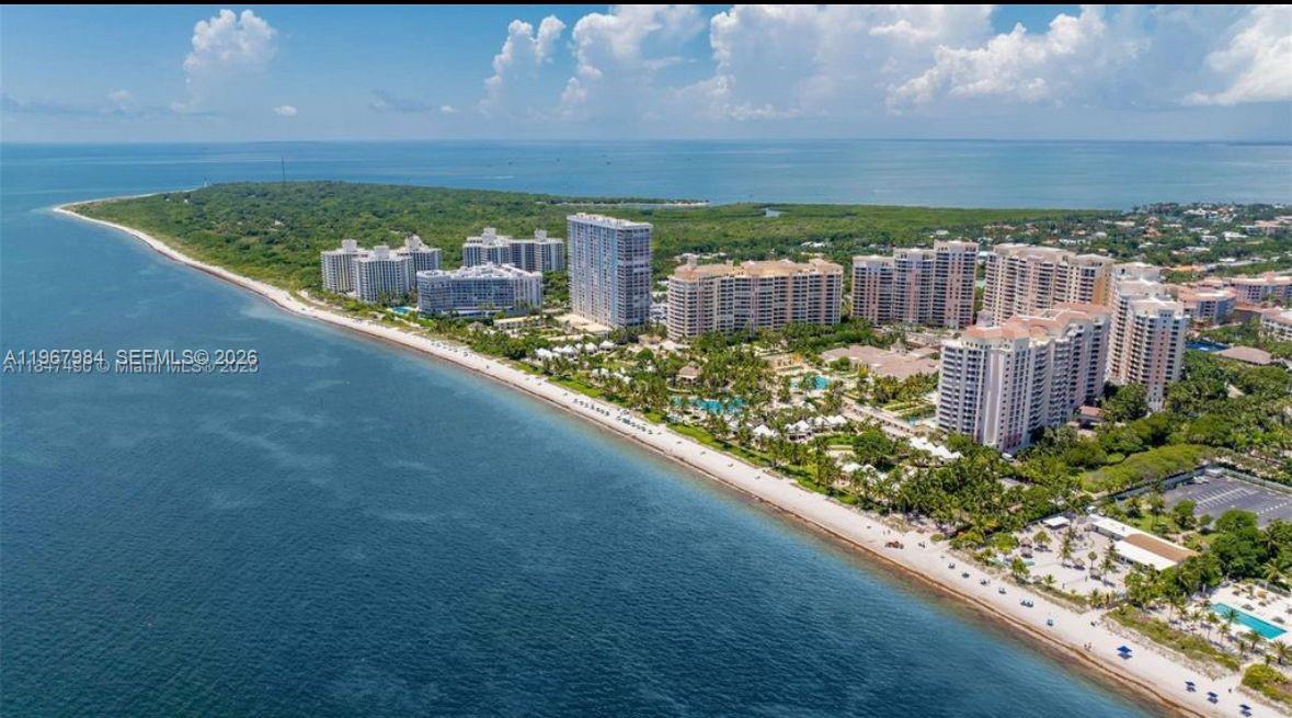 CLUB TOWER THREE CONDO - Residential