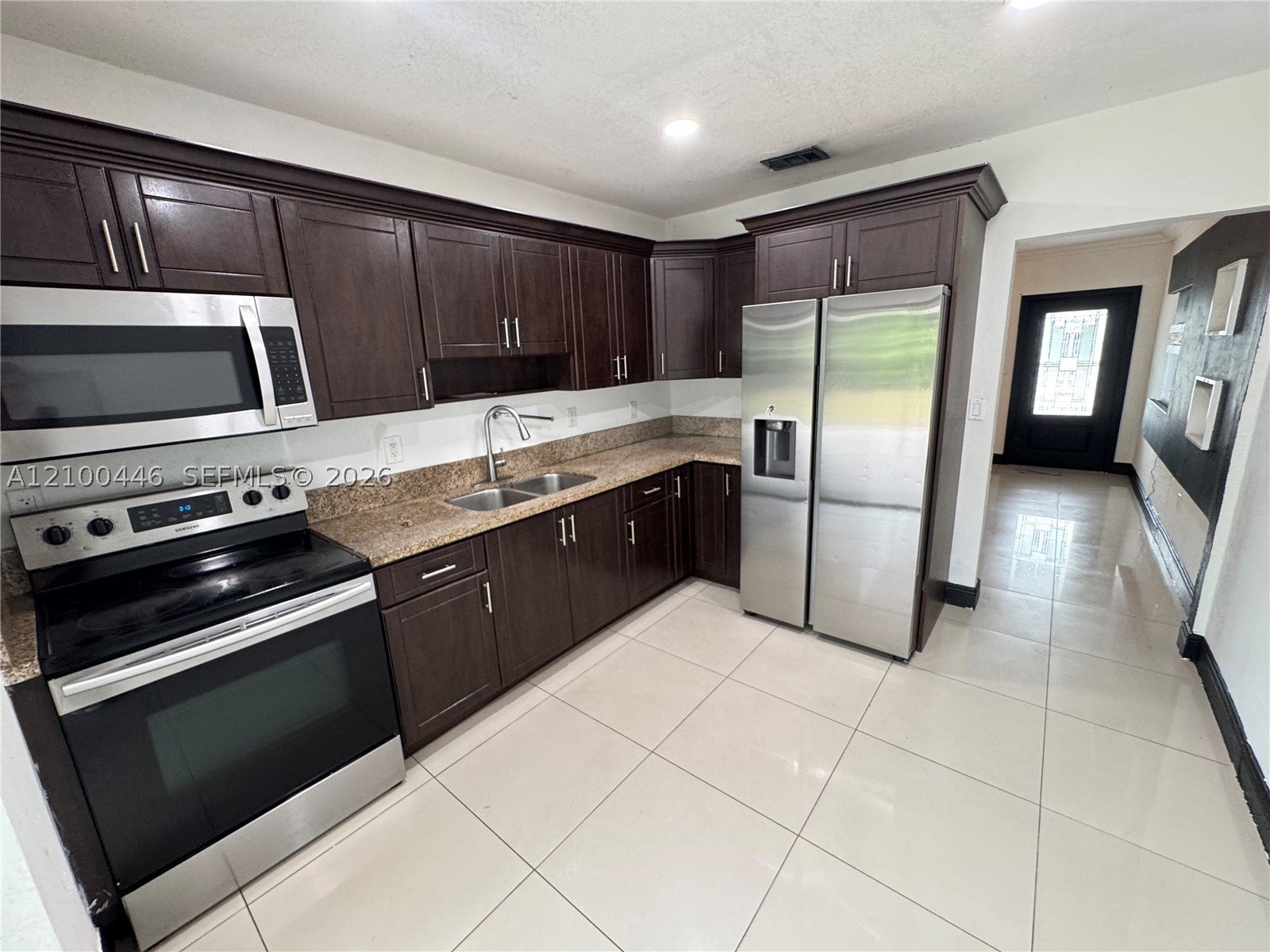 View photos, virtual tours, details... 2921 NW 94th St 2921