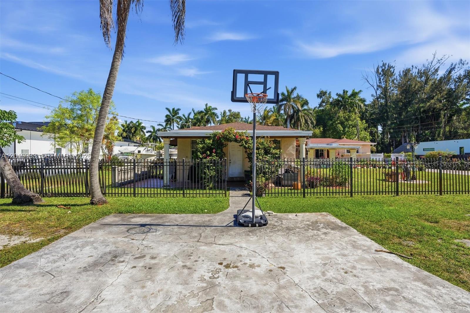 Biscayne Gardens - Residential