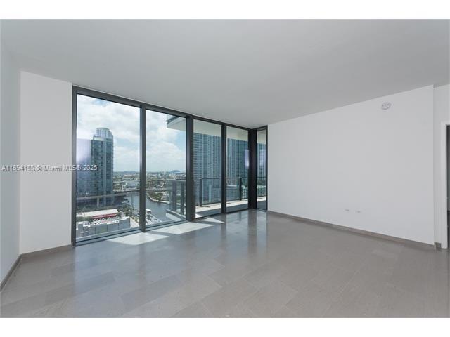 Reach Condo - Residential Lease