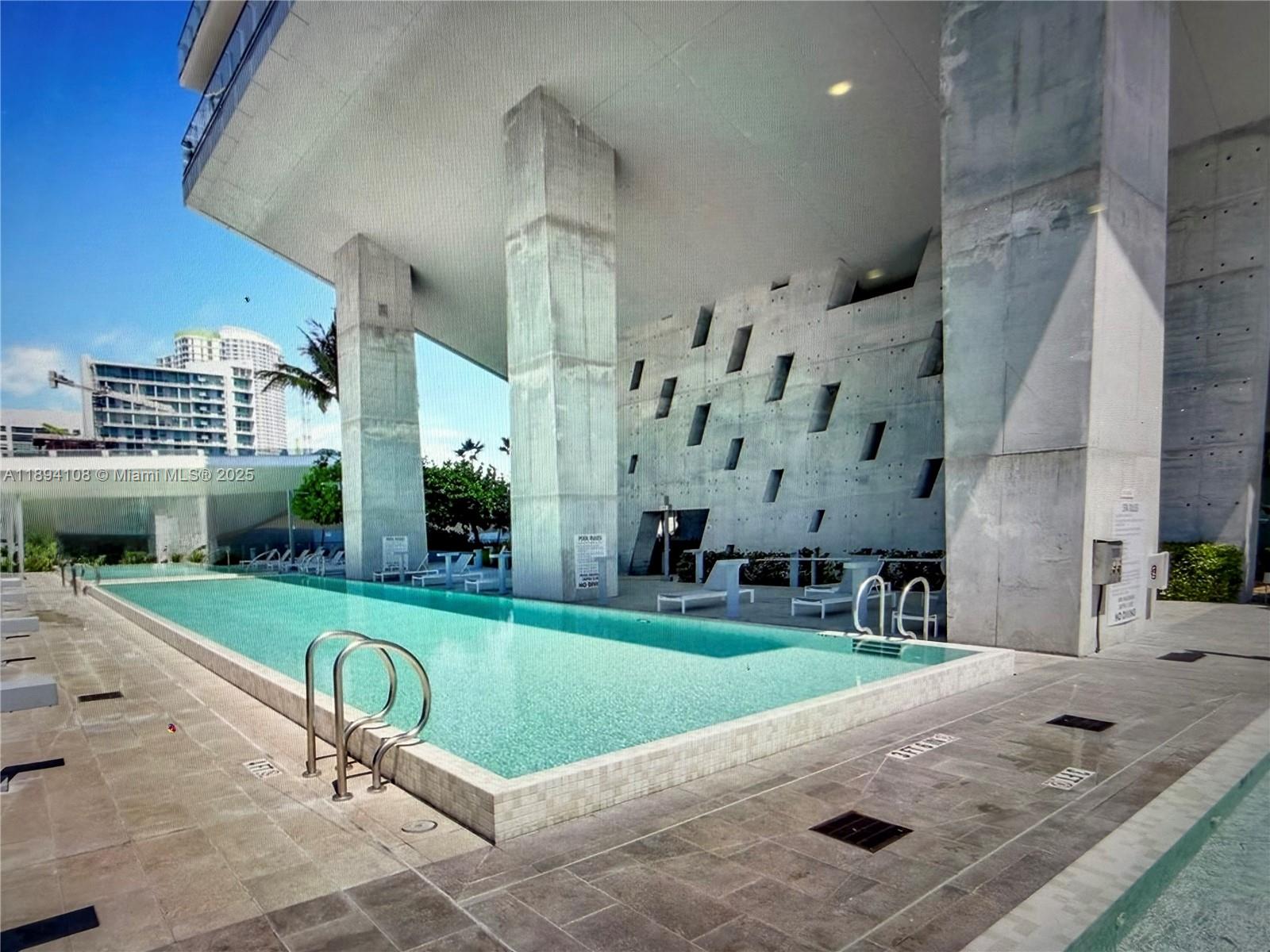 Reach Condo - Residential Lease
