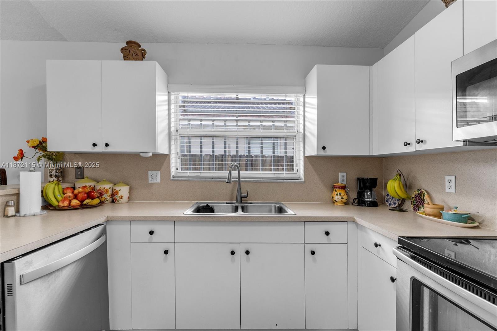 ABEL HOMES AT CAMBRIDGE E - Residential