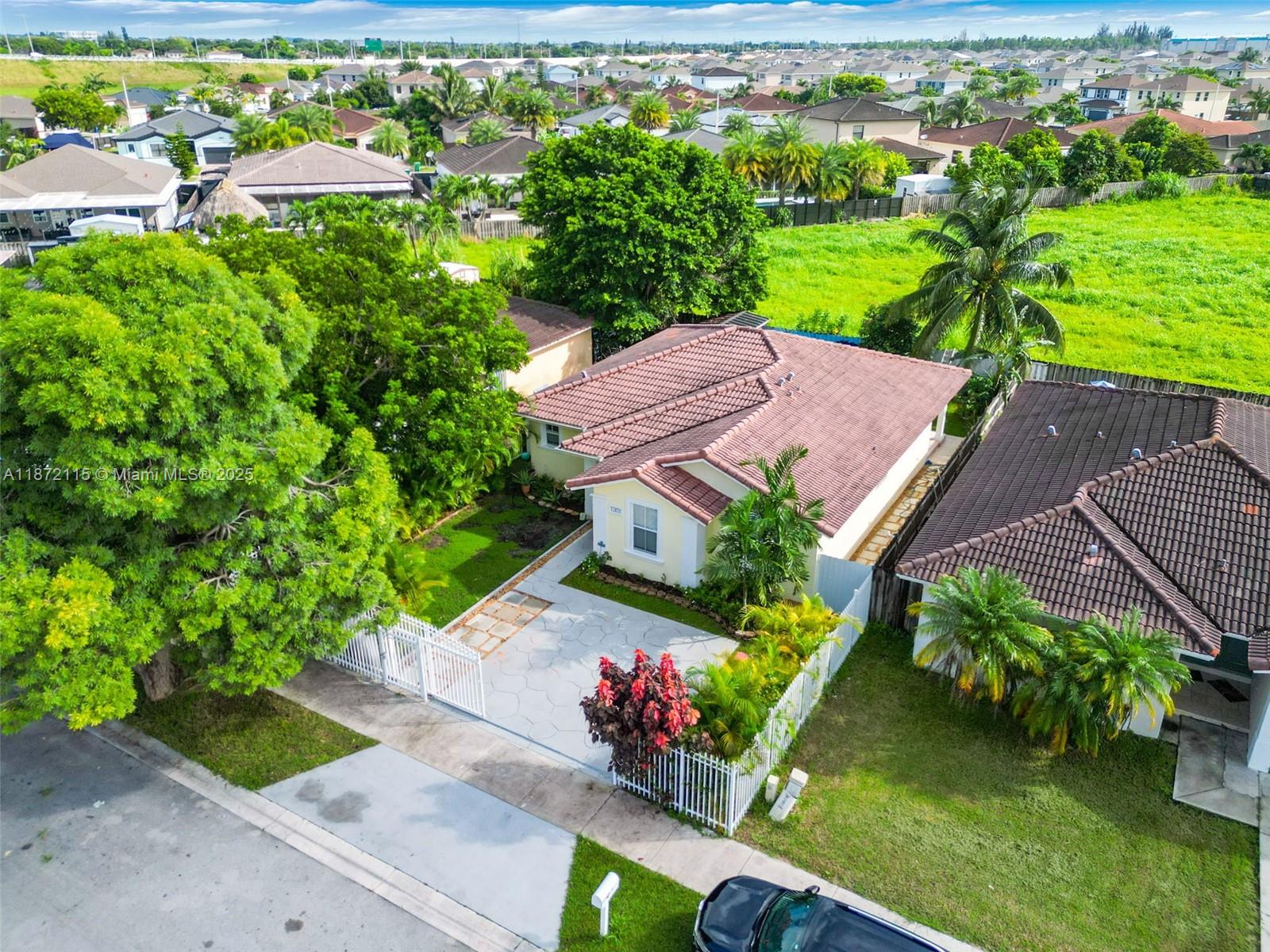 ABEL HOMES AT CAMBRIDGE E - Residential