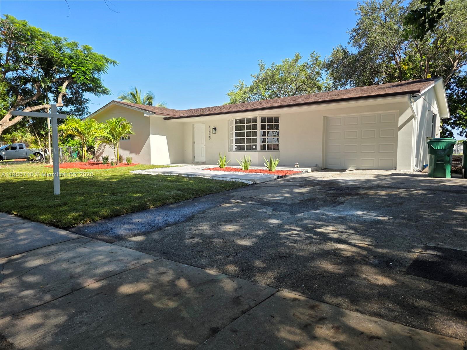 13920 Kendale Lakes Blvd