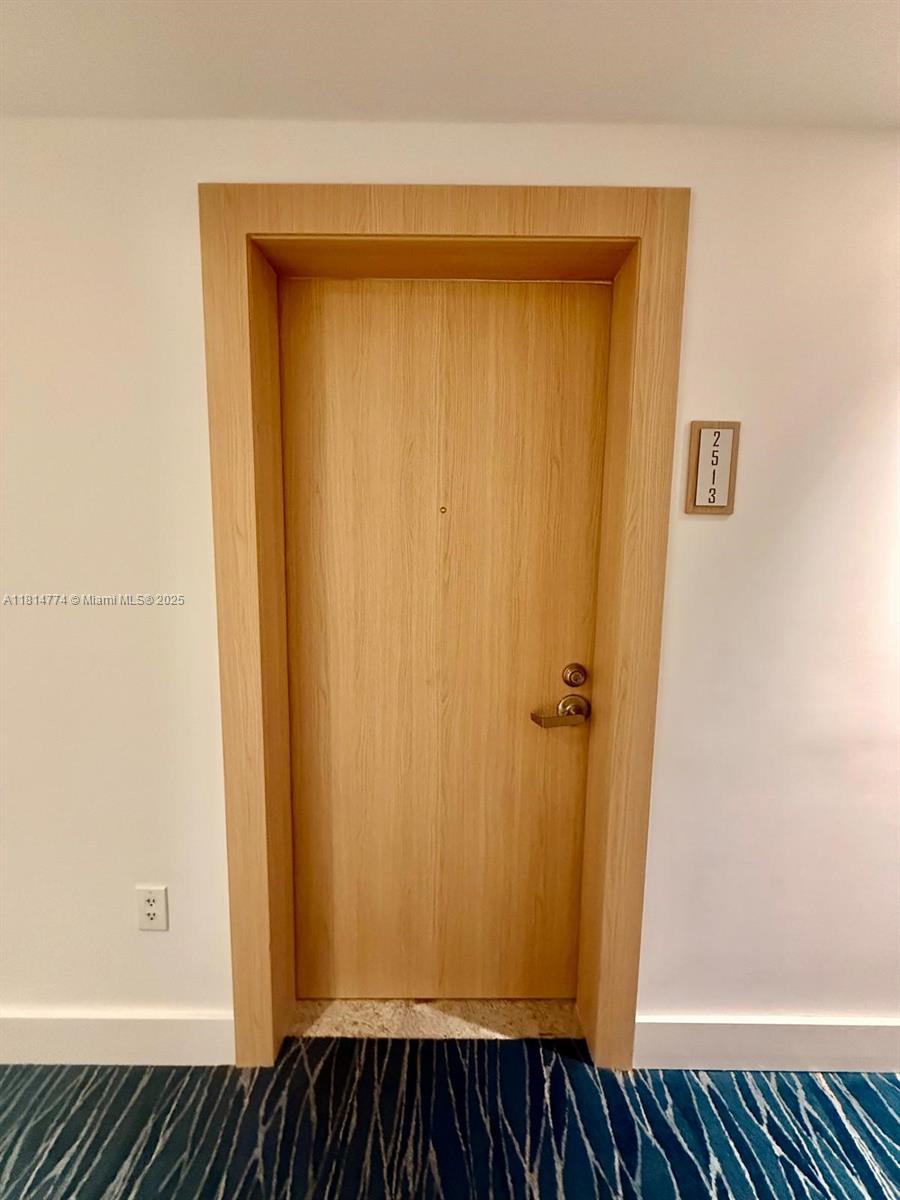 IVY CONDO - Residential