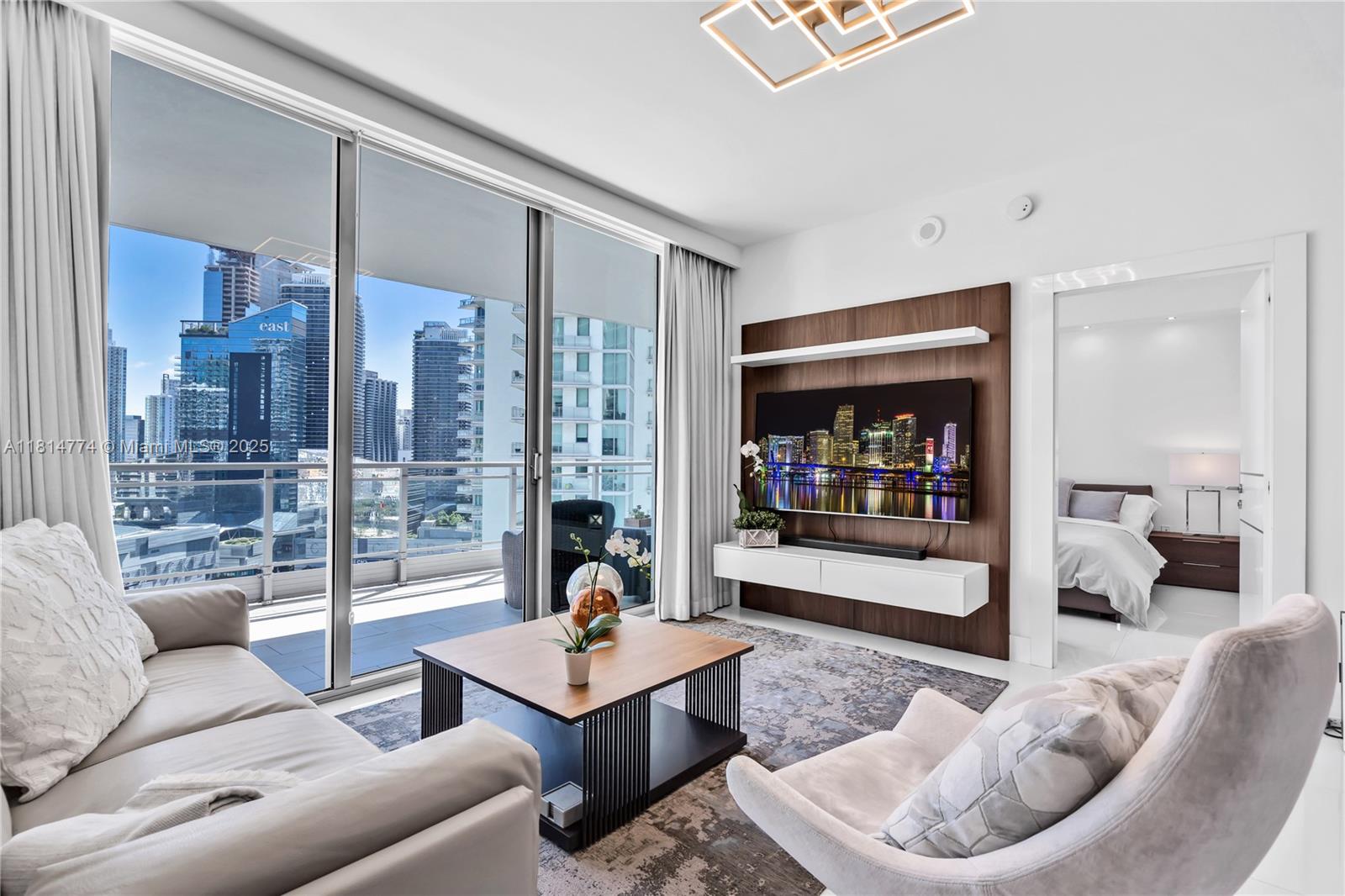 IVY CONDO - Residential