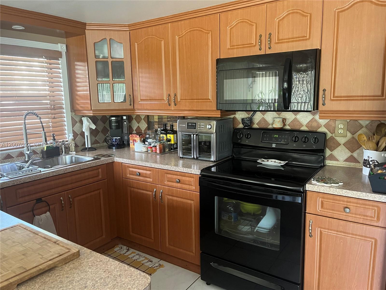 JASMINE LAKES I CONDO - Residential