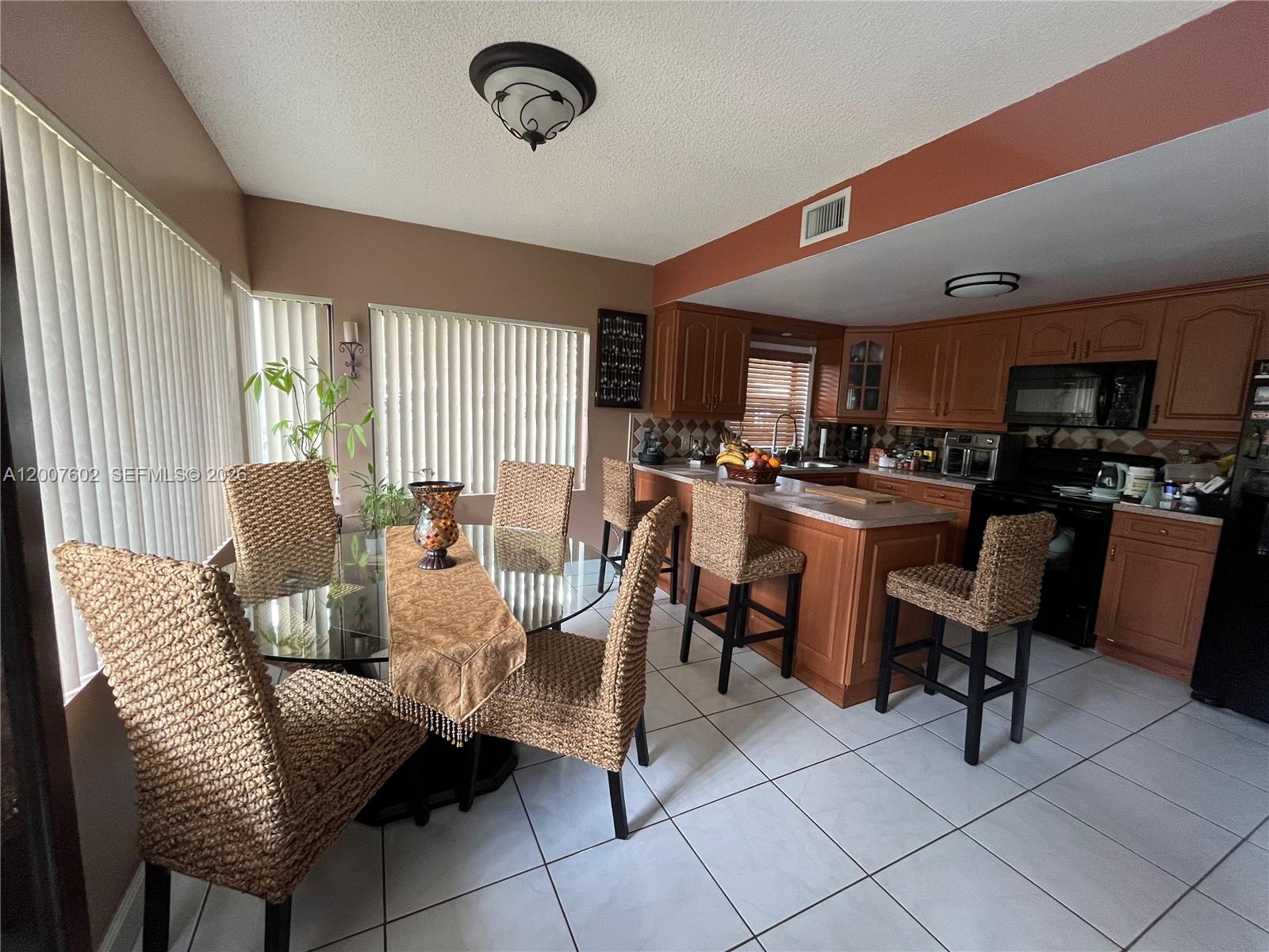 JASMINE LAKES I CONDO - Residential