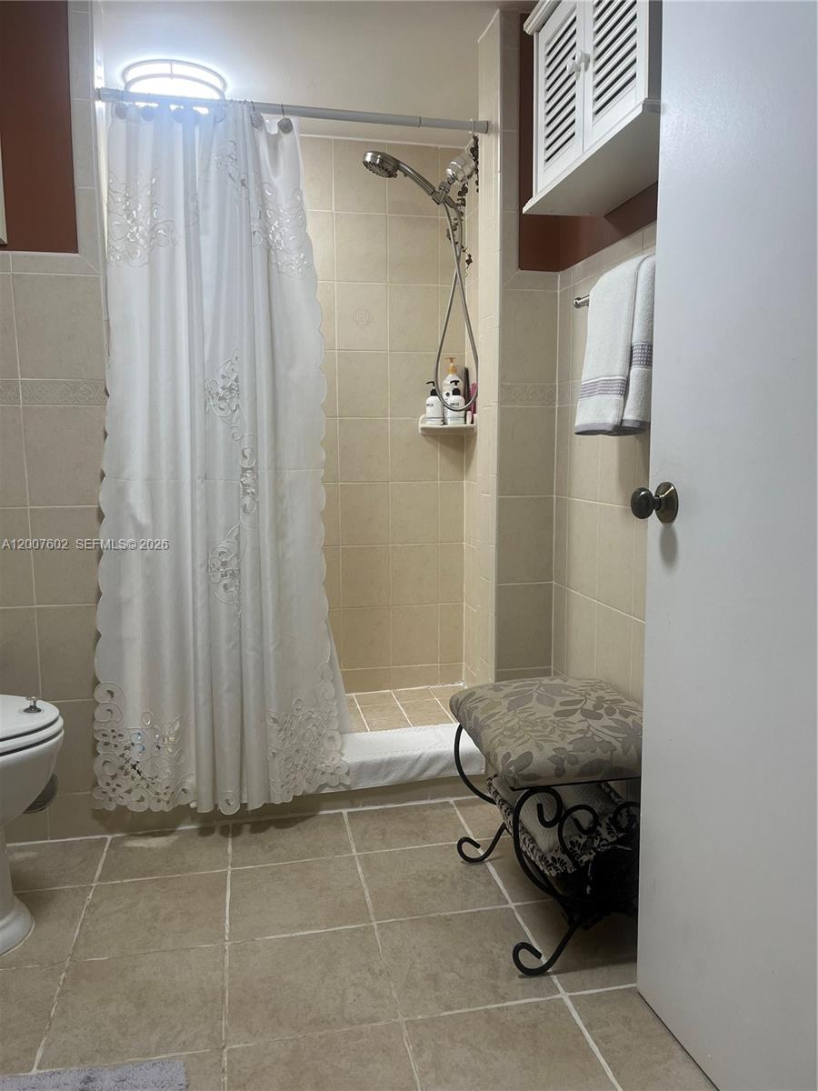 JASMINE LAKES I CONDO - Residential