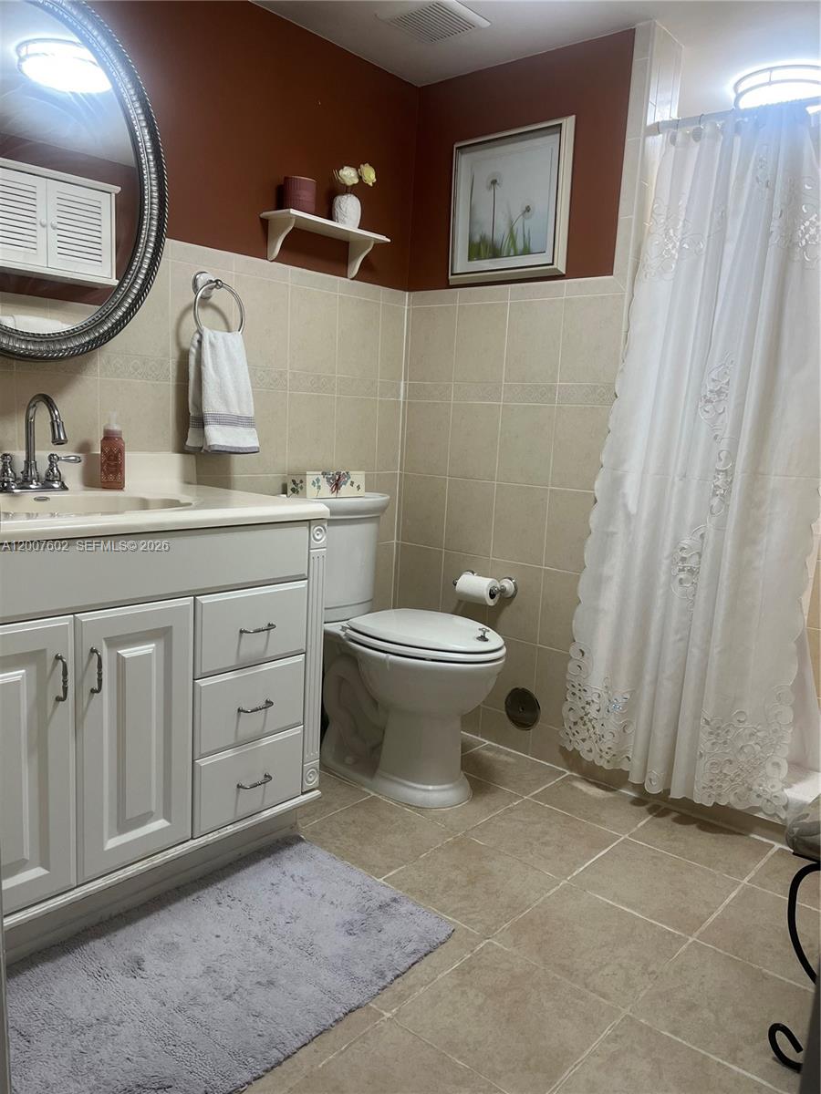 JASMINE LAKES I CONDO - Residential