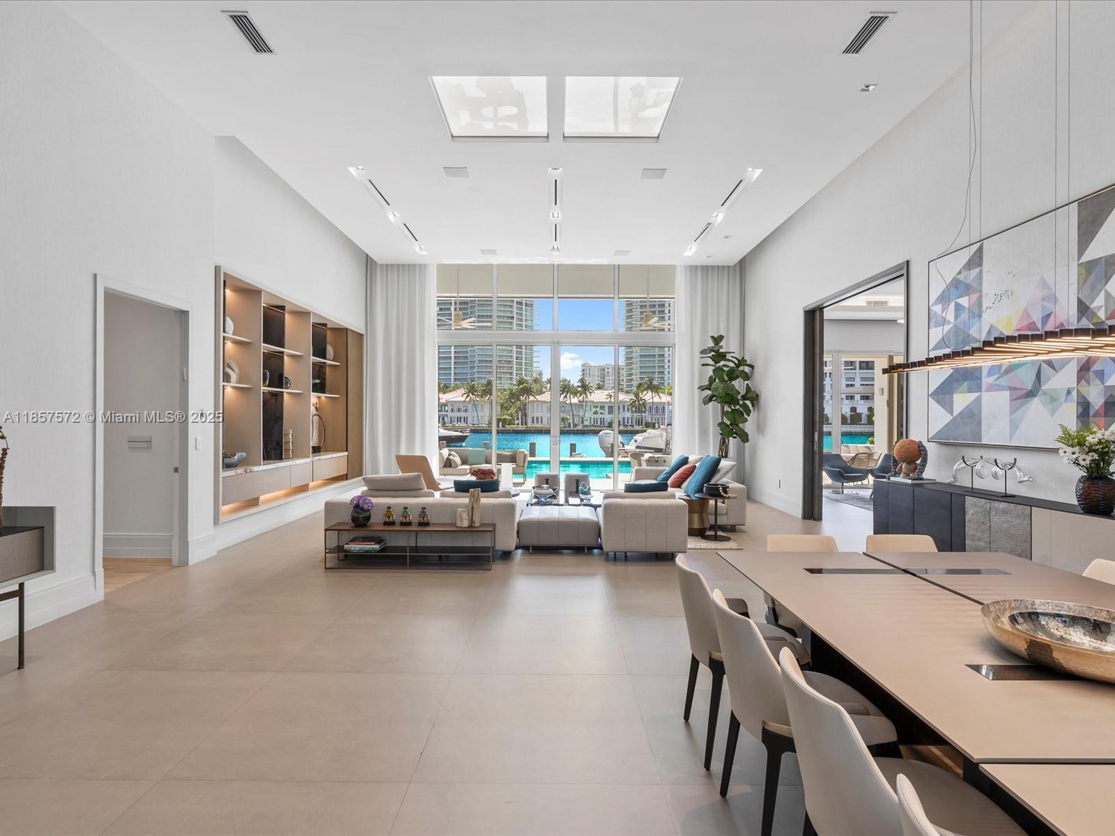 GOLDEN BEACH SEC D - Residential