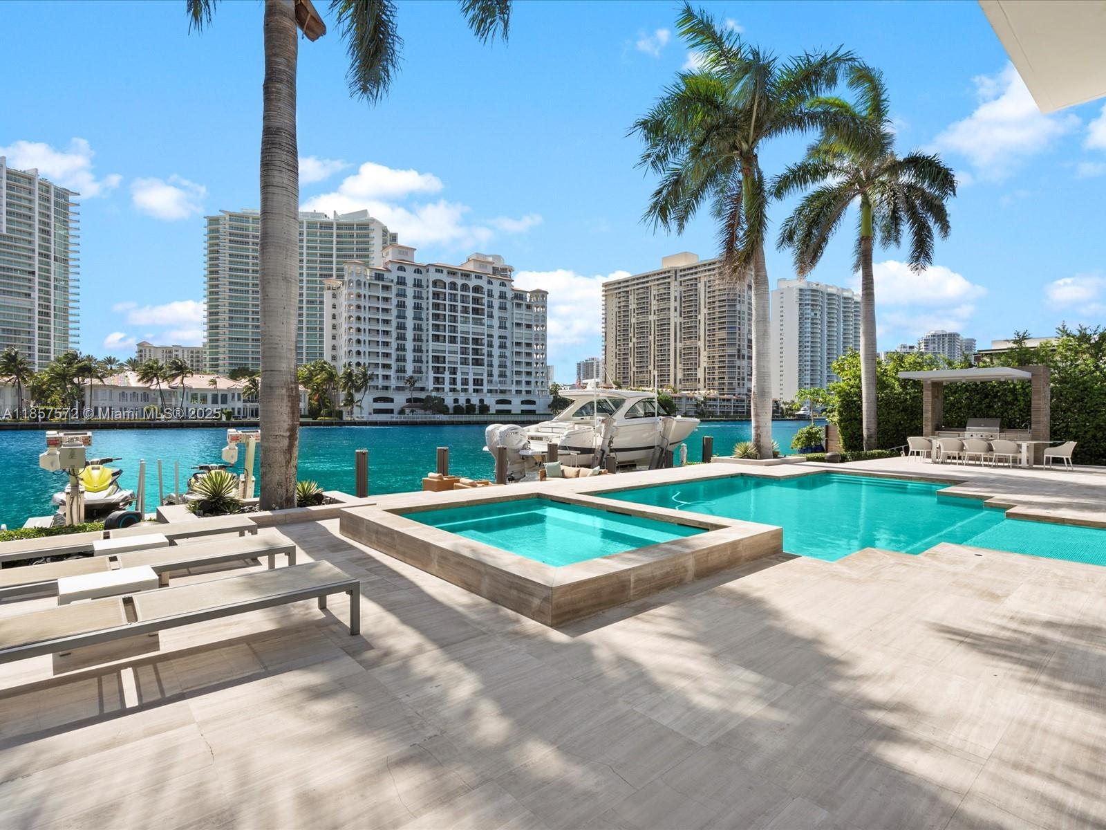 GOLDEN BEACH SEC D - Residential