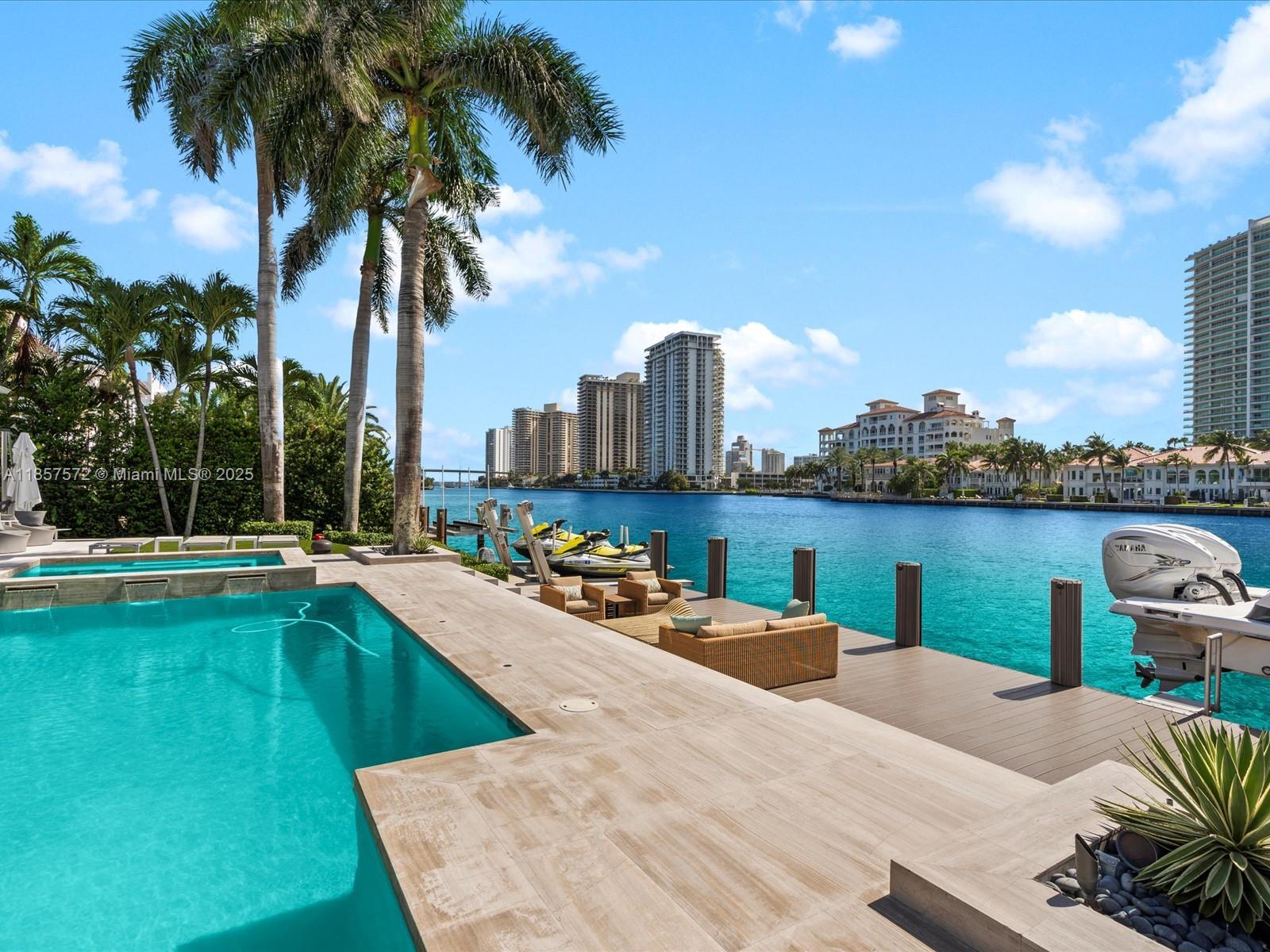 GOLDEN BEACH SEC D - Residential