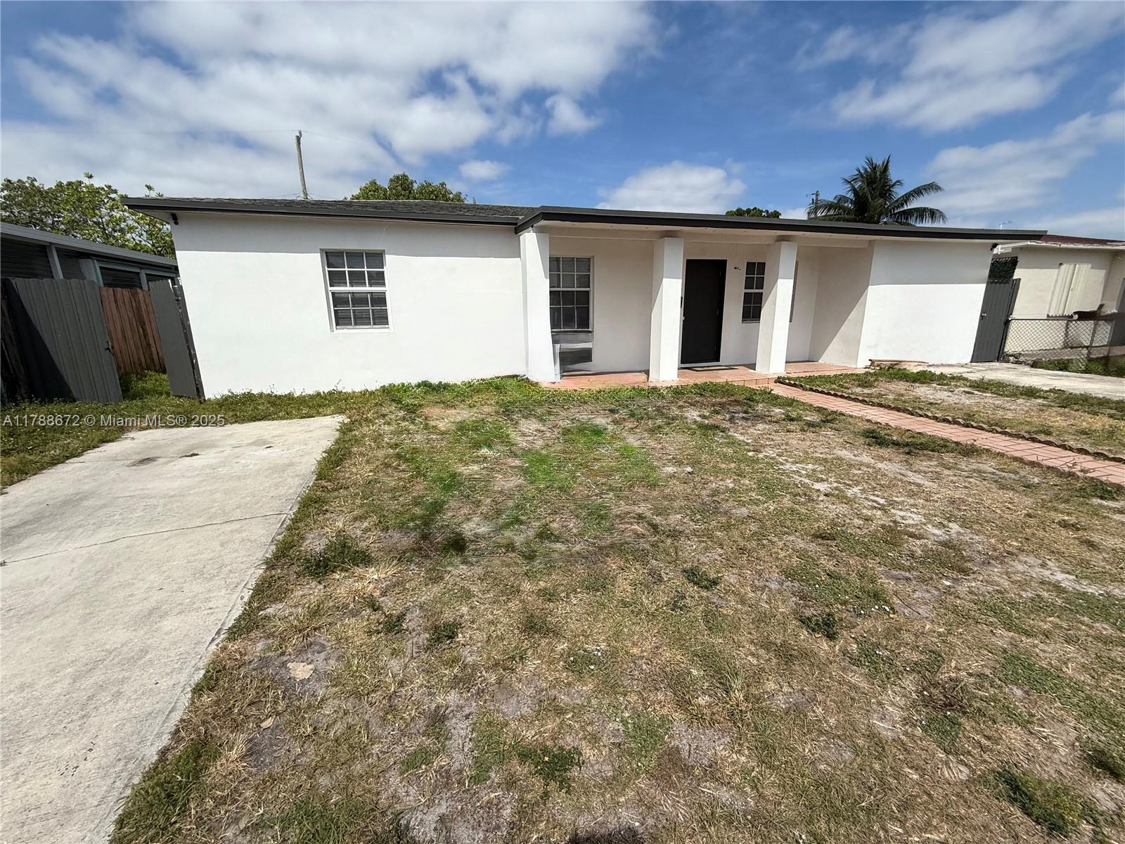 Property for Sale at 3902 E 8th Ct, Hialeah, Miami-Dade County, Florida - Bedrooms: 6 
Bathrooms: 5  - $745,000