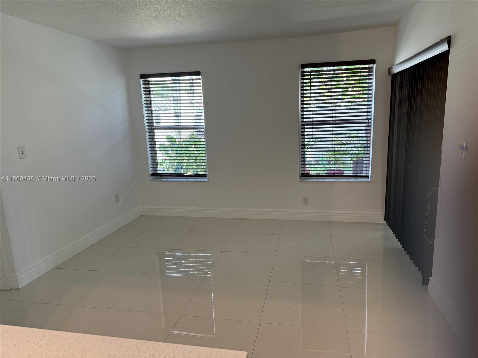 17500 NW 67th Pl M-4