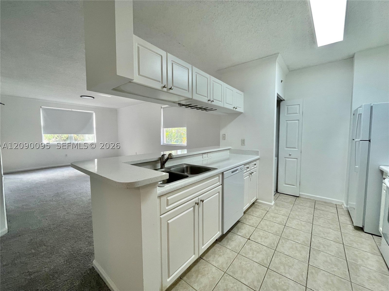 17125 N Bay Rd 3213