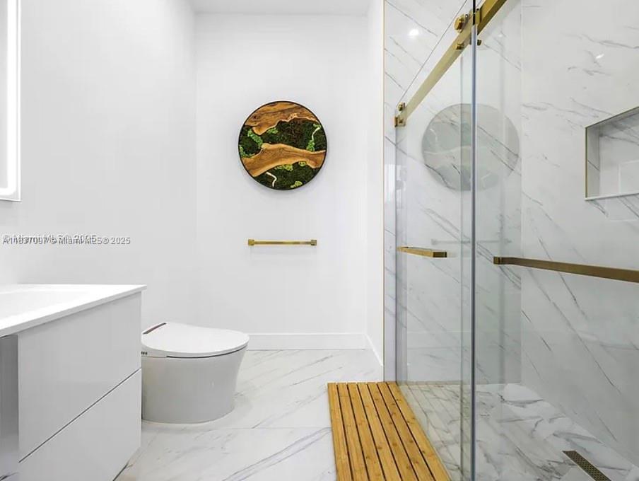 NORTH BAL HARBOUR - Residential