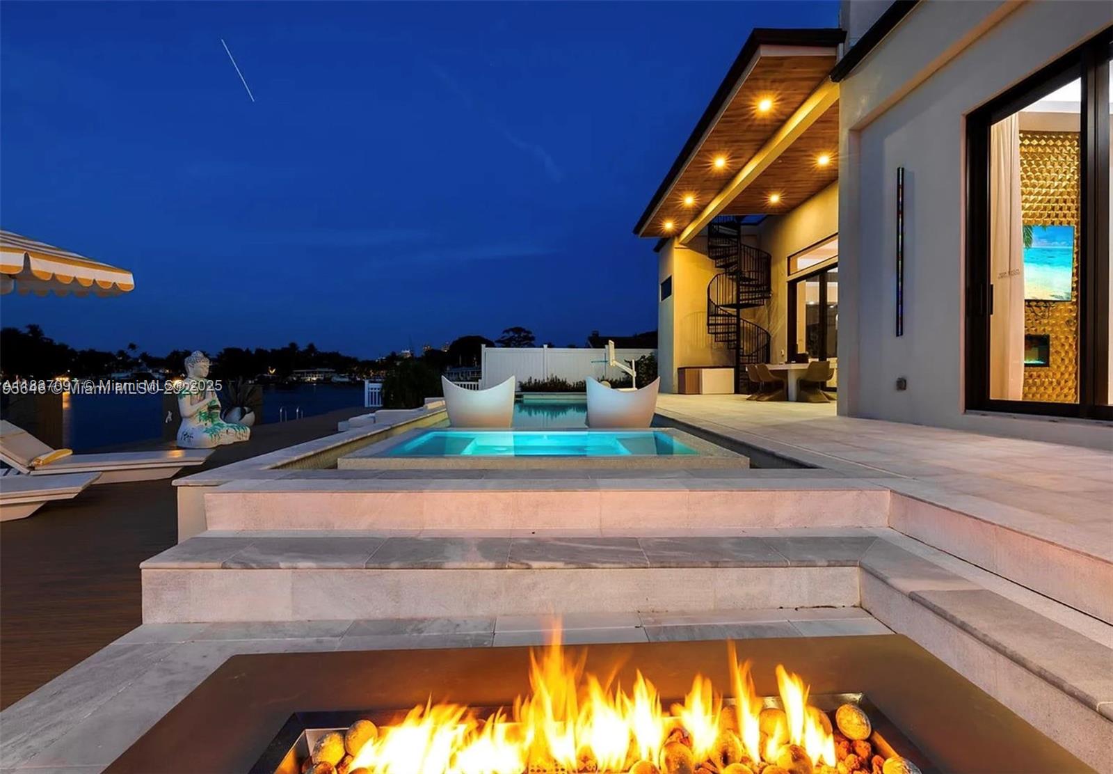 NORTH BAL HARBOUR - Residential