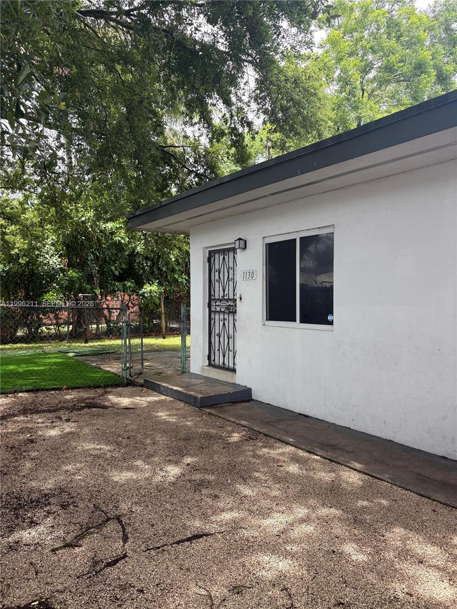 STEPHEN MANOR - Residential Income