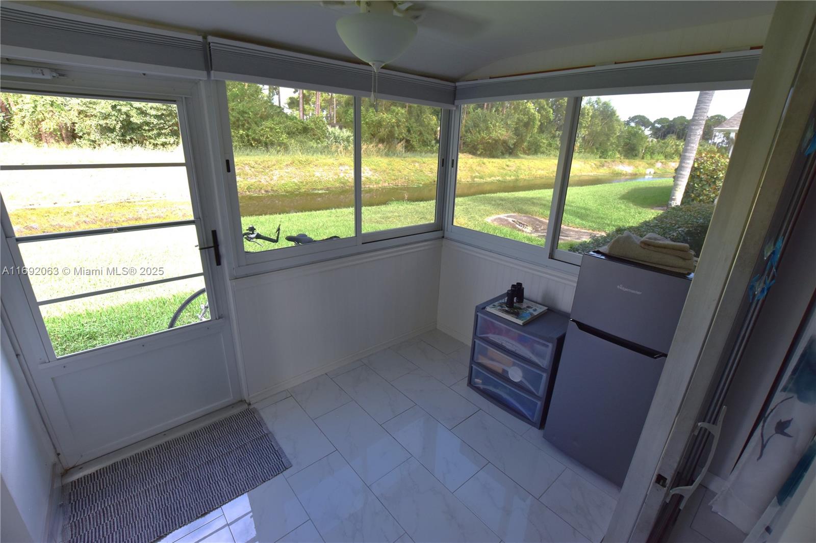 CRESTHAVEN VILLAS CONDO 2 - Residential