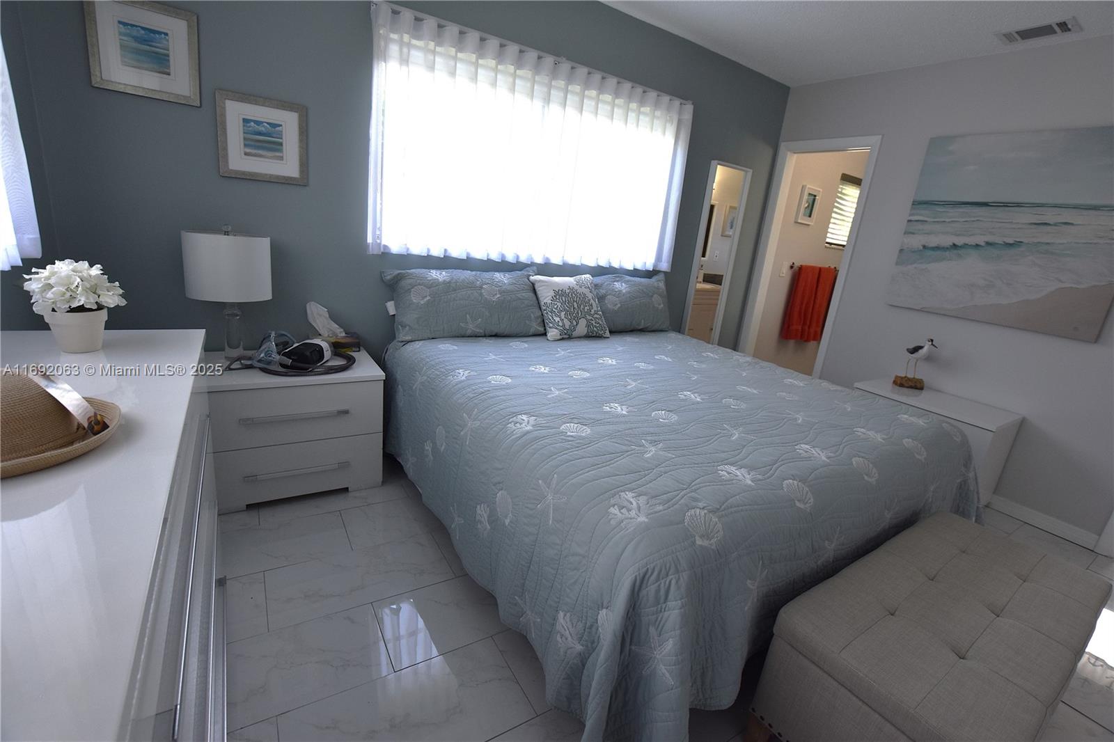 CRESTHAVEN VILLAS CONDO 2 - Residential