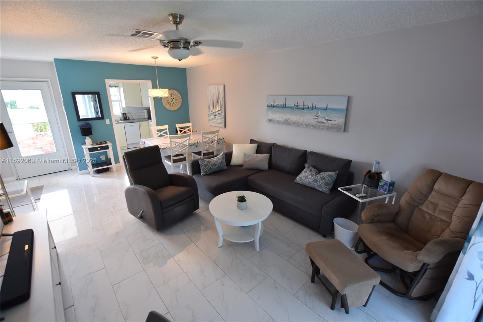 CRESTHAVEN VILLAS CONDO 2 - Residential