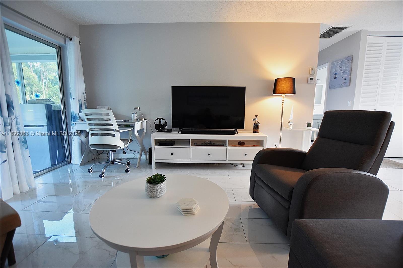 CRESTHAVEN VILLAS CONDO 2 - Residential