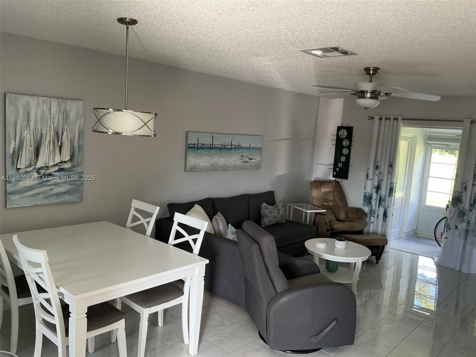 CRESTHAVEN VILLAS CONDO 2 - Residential