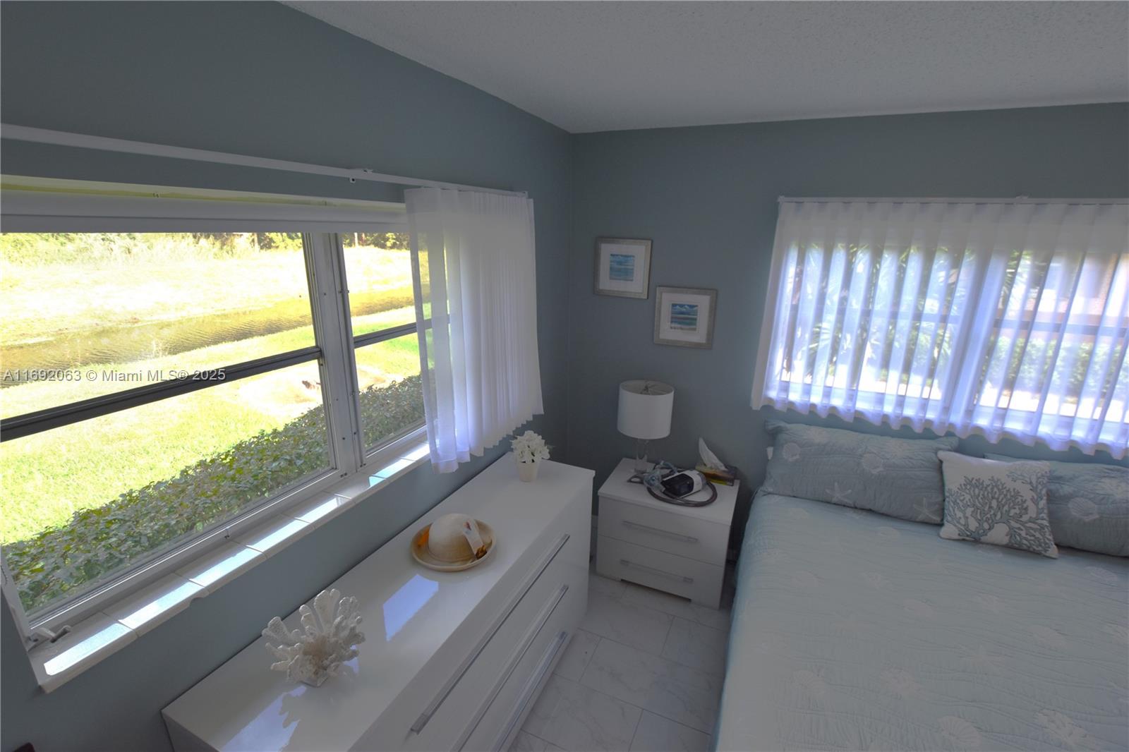 CRESTHAVEN VILLAS CONDO 2 - Residential