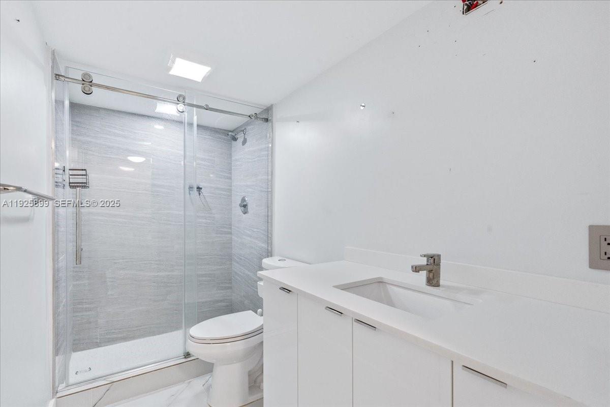 LUCAYA VILLAGE 1-C CONDO - Residential