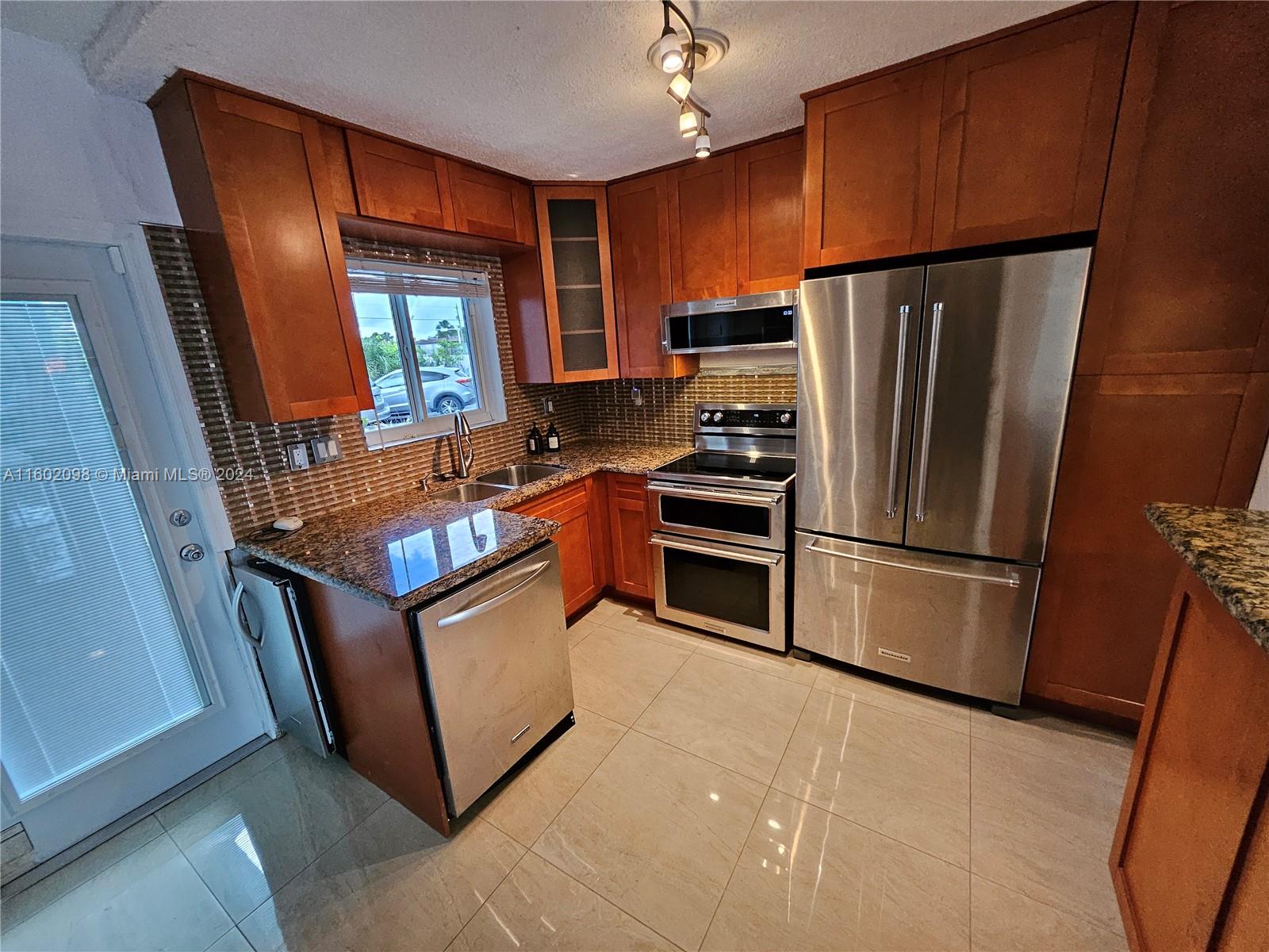 WILTON WEST CONDOMINIUM - Residential Lease