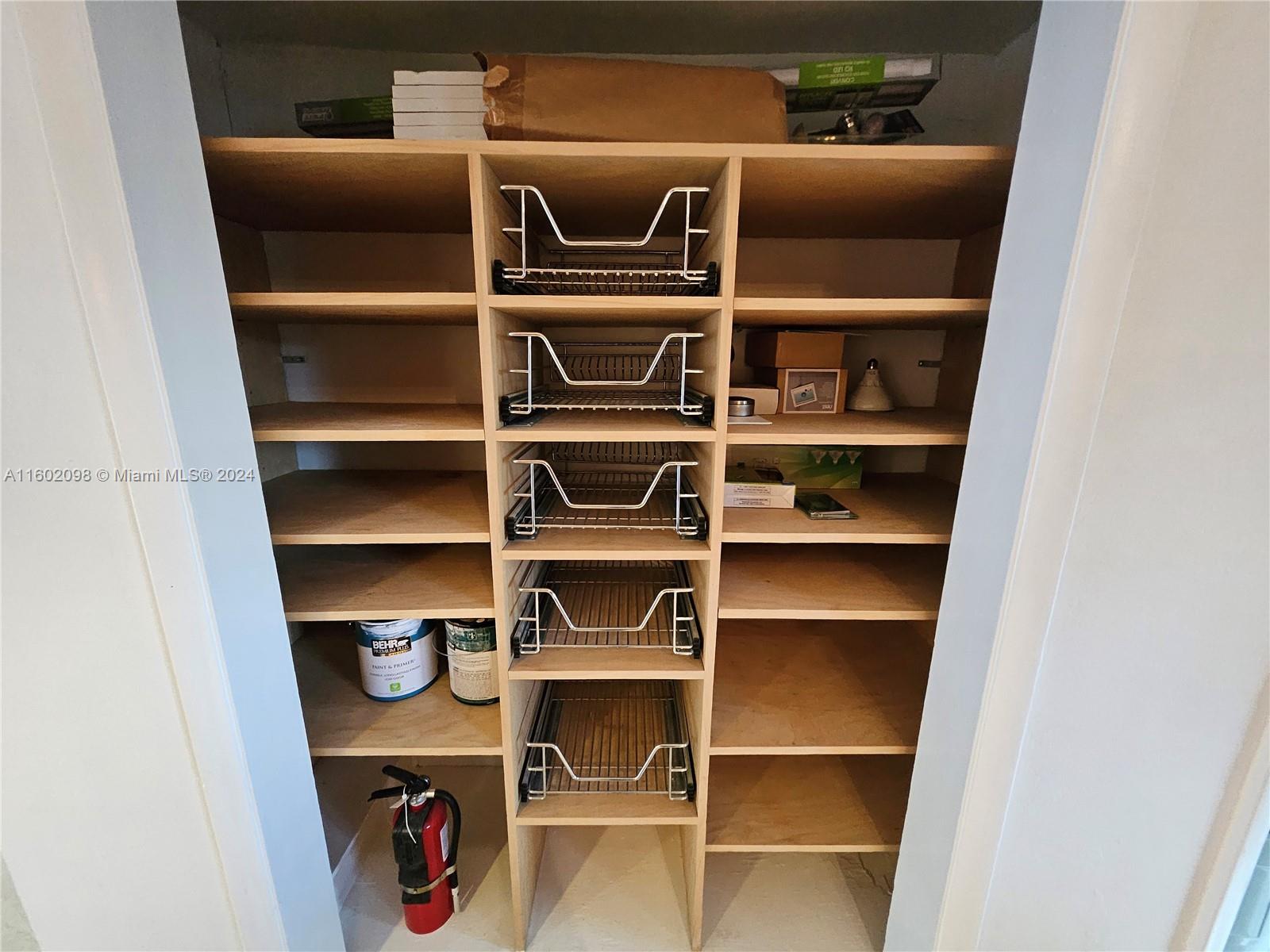 WILTON WEST CONDOMINIUM - Residential Lease