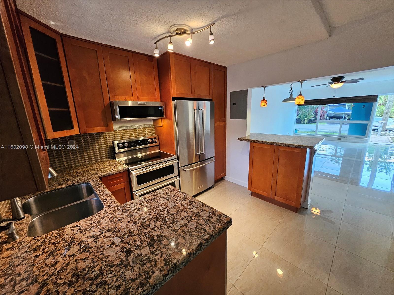 WILTON WEST CONDOMINIUM - Residential Lease