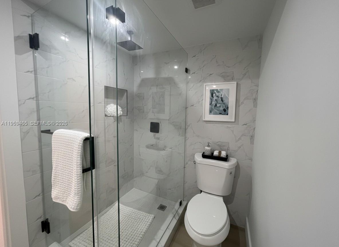 BAFFY WOODS CONDO - Residential Lease