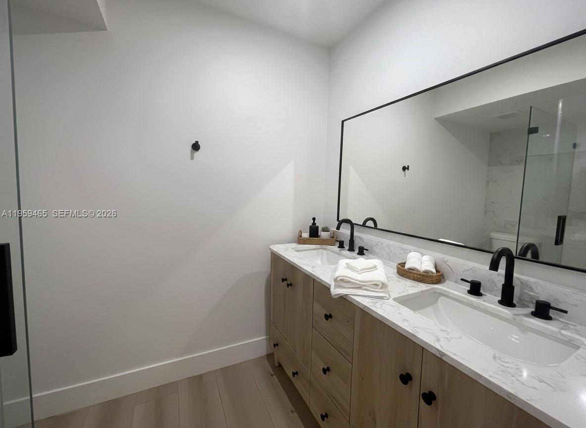 BAFFY WOODS CONDO - Residential Lease