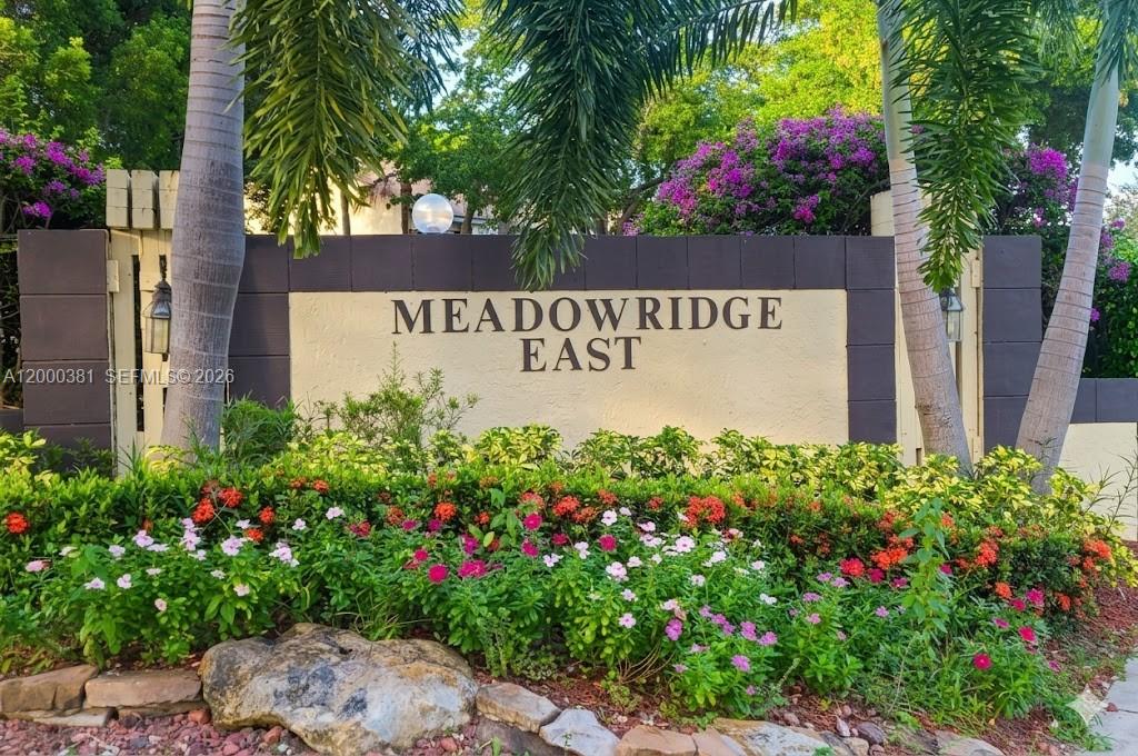 MEADOWRIDGE EAST CONDO - Residential