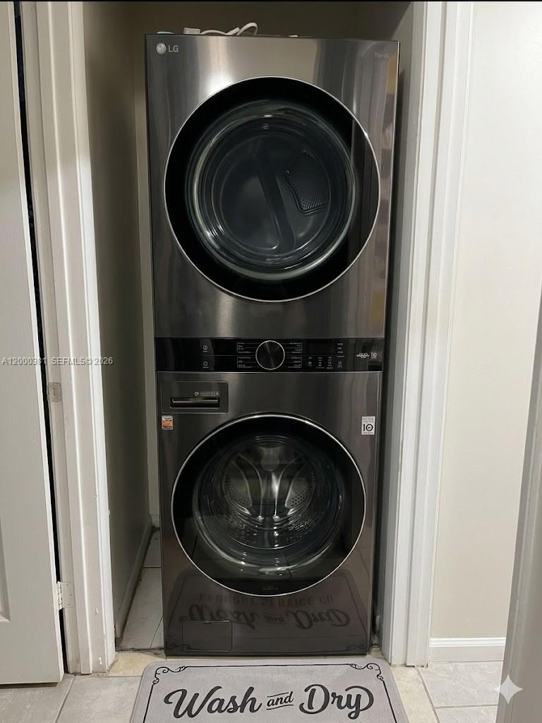 MEADOWRIDGE EAST CONDO - Residential