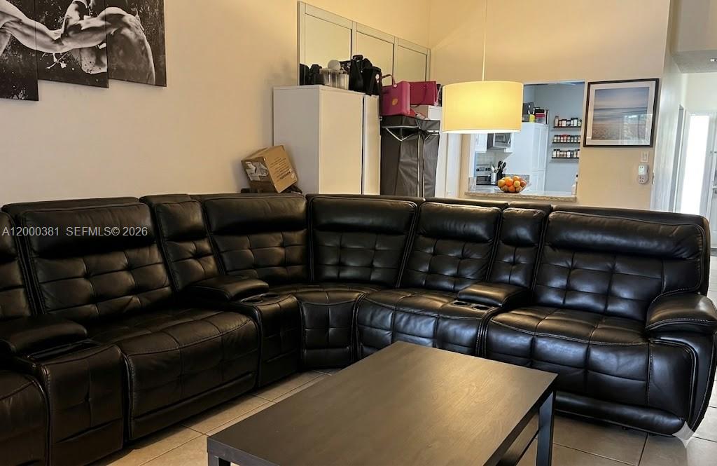 MEADOWRIDGE EAST CONDO - Residential