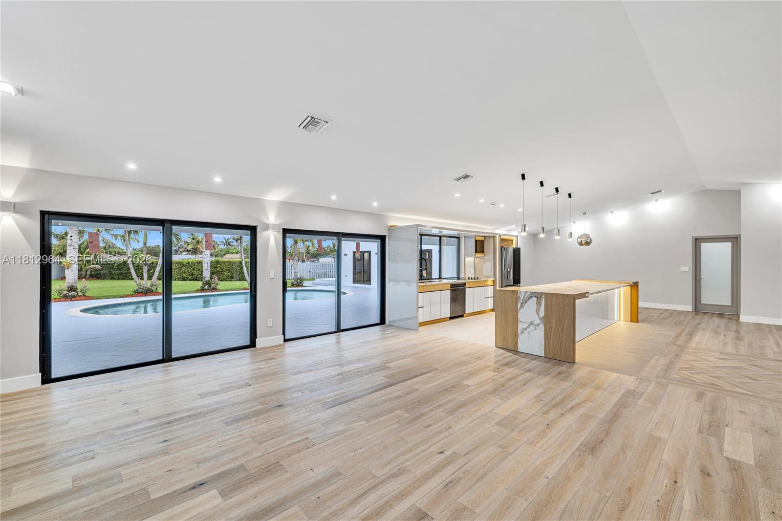 MARY ANN ESTATES 1ST ADDN - Residential