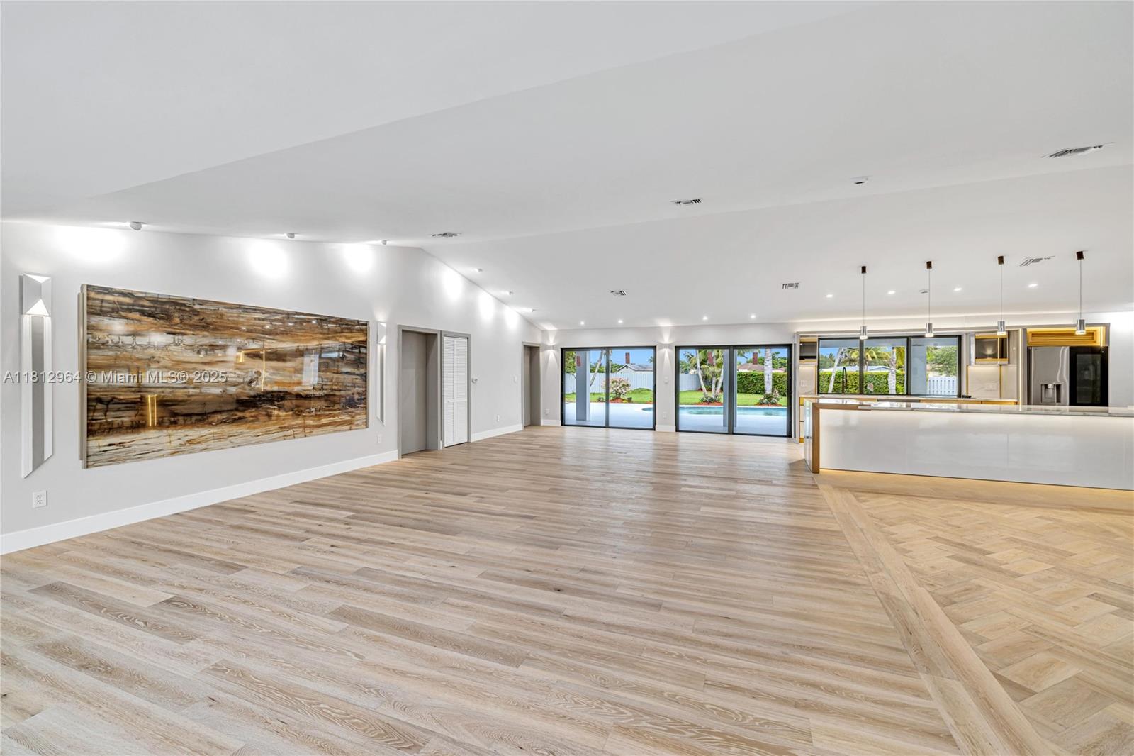 MARY ANN ESTATES 1ST ADDN - Residential