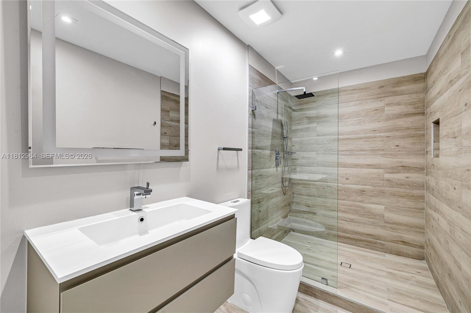 MARY ANN ESTATES 1ST ADDN - Residential