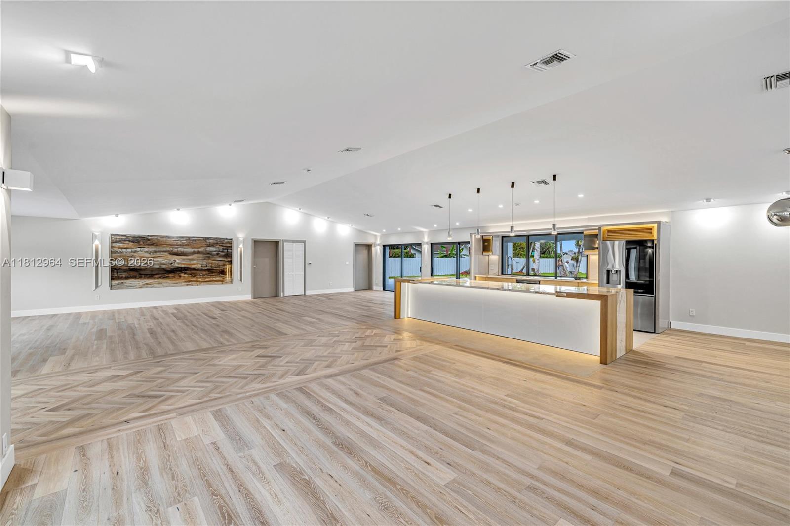 MARY ANN ESTATES 1ST ADDN - Residential