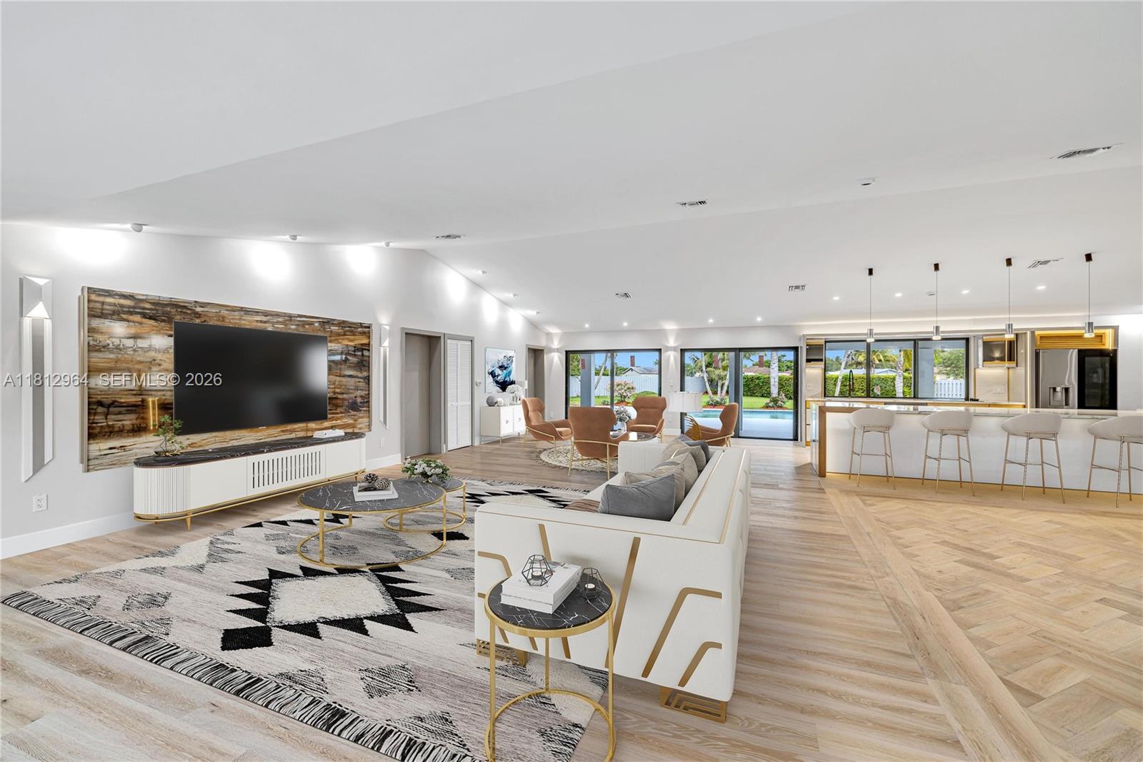 MARY ANN ESTATES 1ST ADDN - Residential