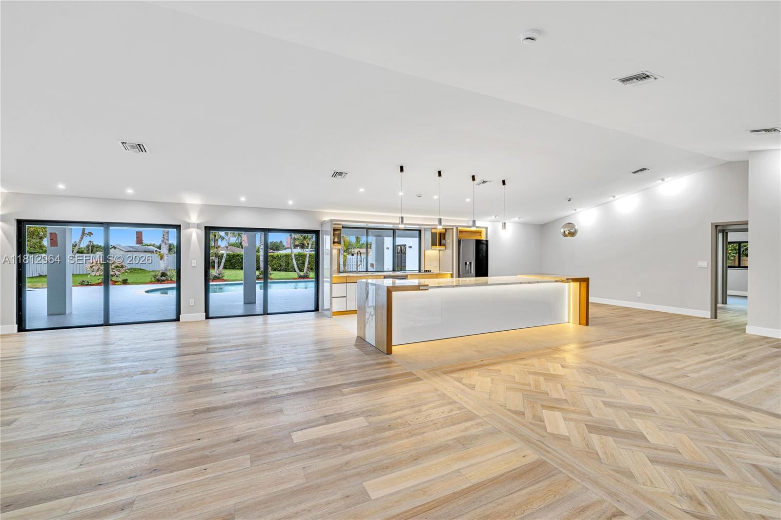 MARY ANN ESTATES 1ST ADDN - Residential