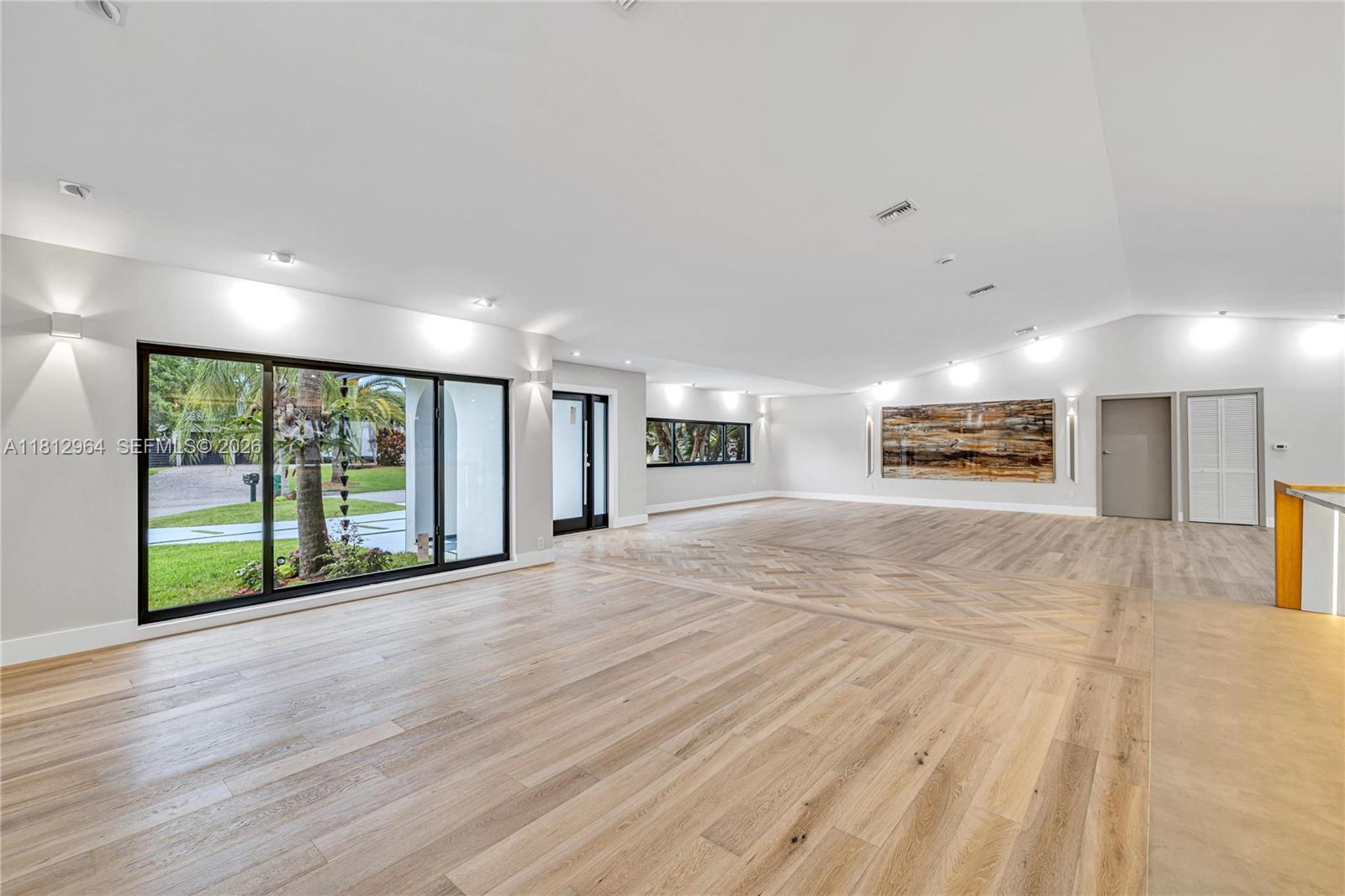 MARY ANN ESTATES 1ST ADDN - Residential