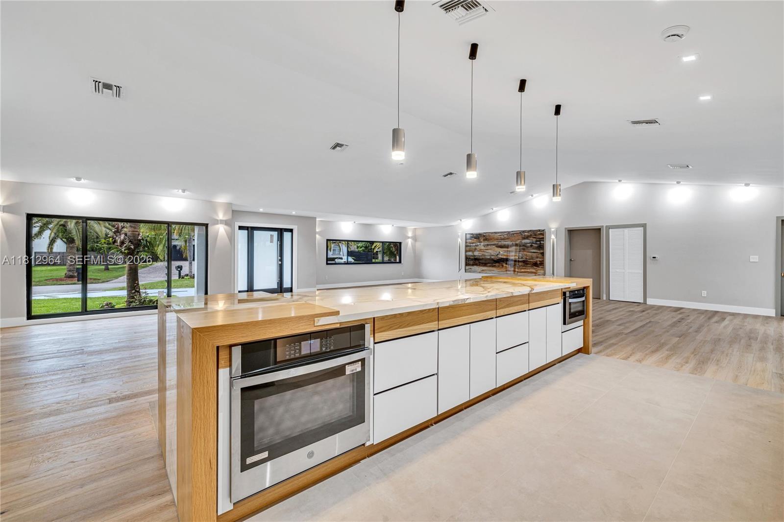 MARY ANN ESTATES 1ST ADDN - Residential