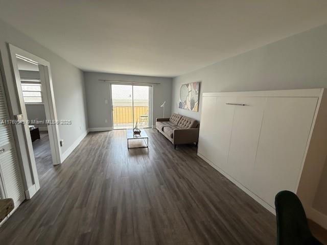 MERIDIAN PLAZA ASSOC COND - Residential